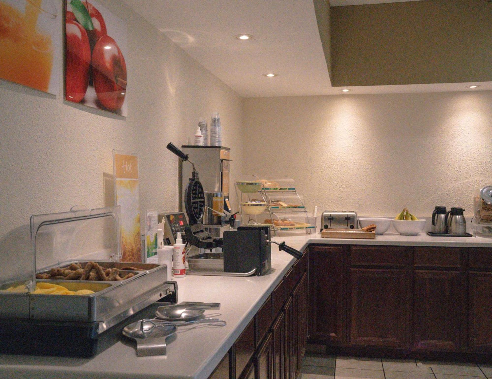 Quality Inn & Suites Yuma Exteriör bild