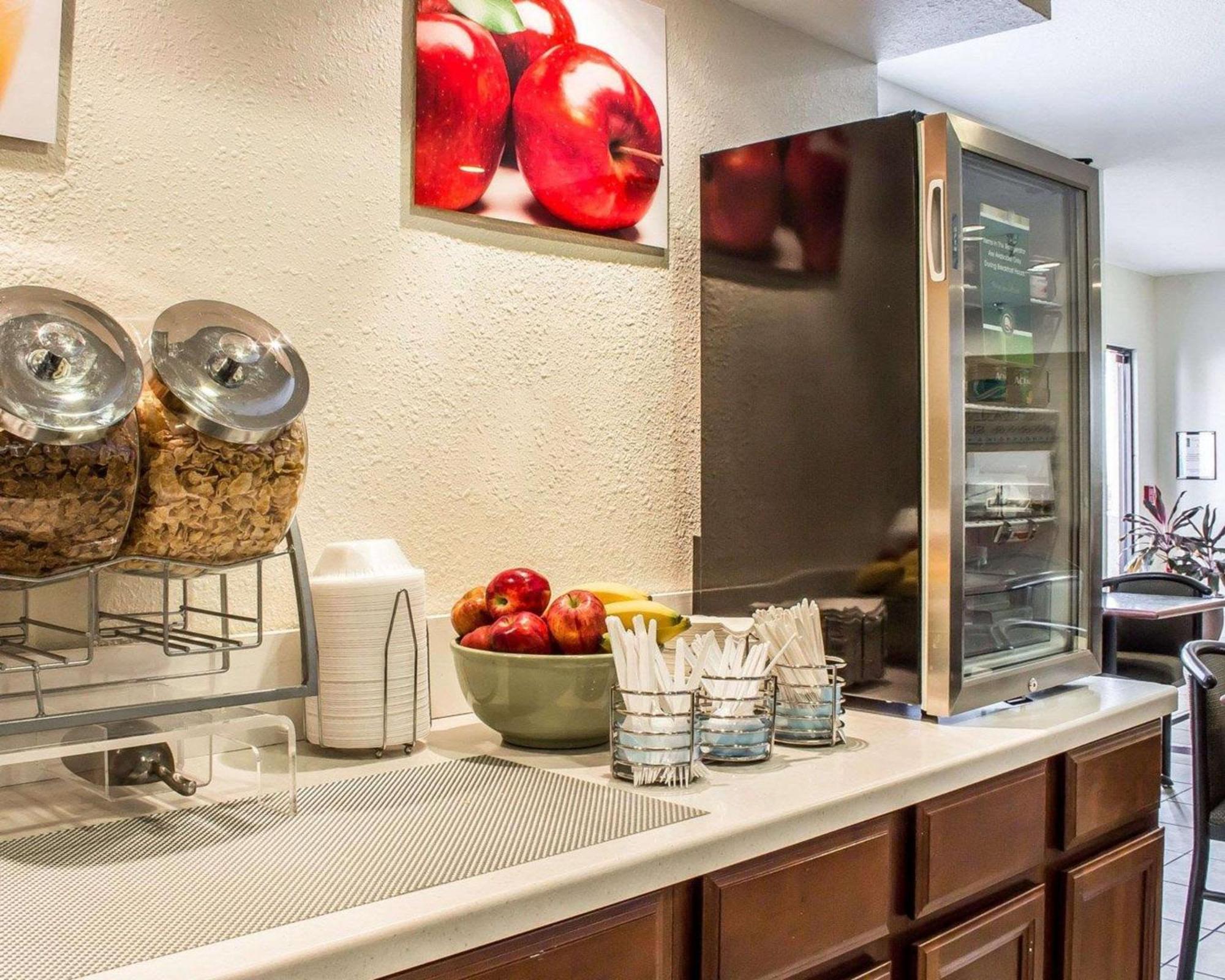 Quality Inn & Suites Yuma Exteriör bild