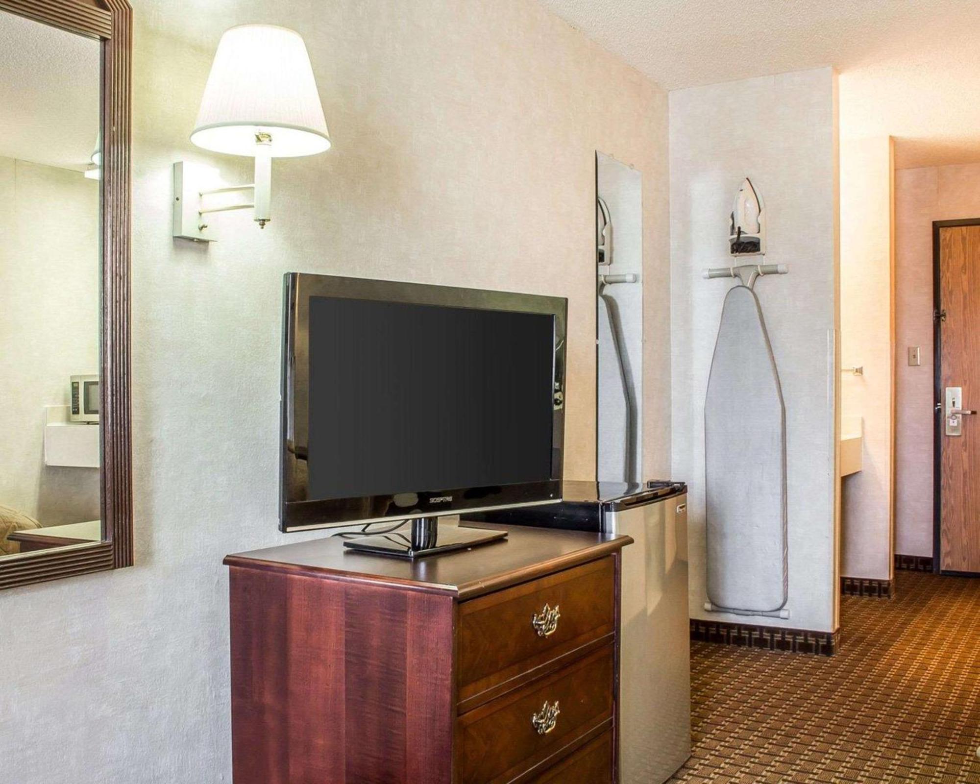 Quality Inn & Suites Yuma Exteriör bild